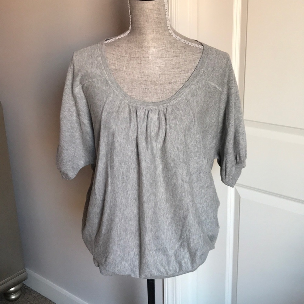 Juicy Couture gray top